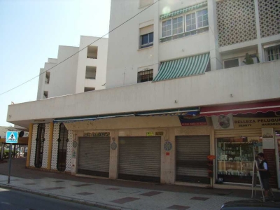 Commercial unit for sale in La Carihuela, Málaga, Spain