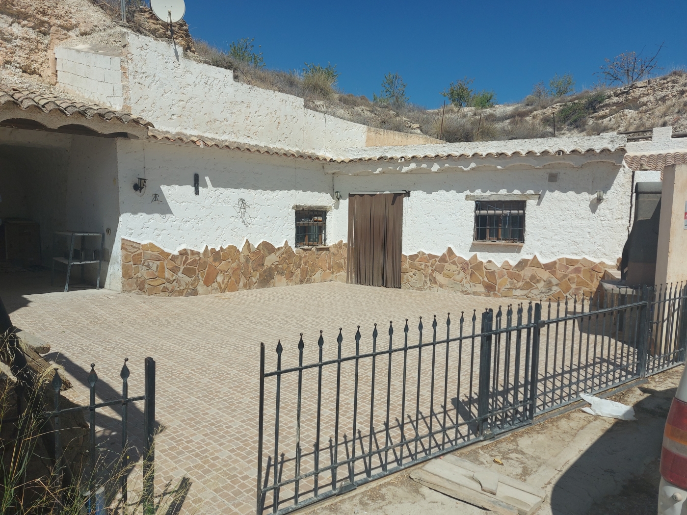 3 bed Cave House FOR SALE in Cuevas del Campo The Property Group TPG440